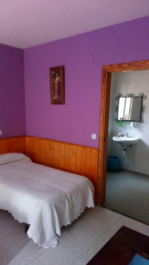 Hostal El Venero Sotillo de la Adrada Exterior photo